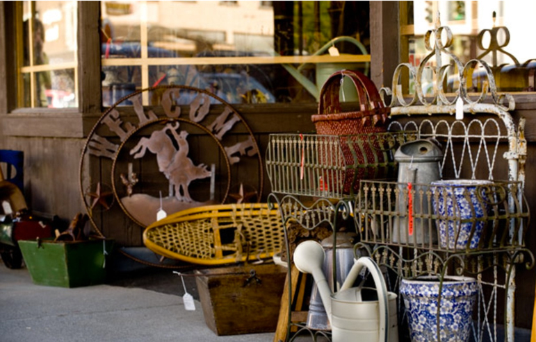 Charming small towns across Montana offer a variety of authentic shopping, dining and cultural experiences.